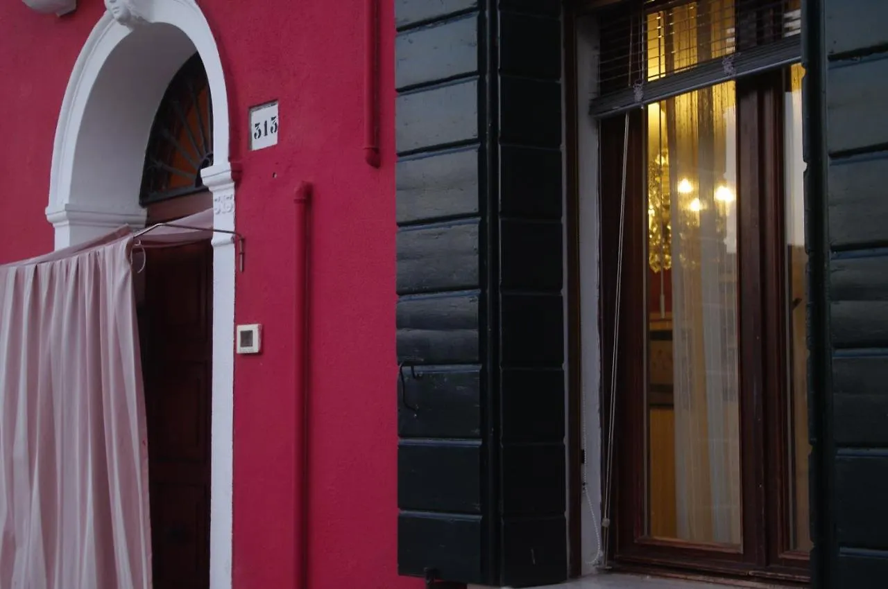 Casa Degli Artisti Apartment Burano Italy