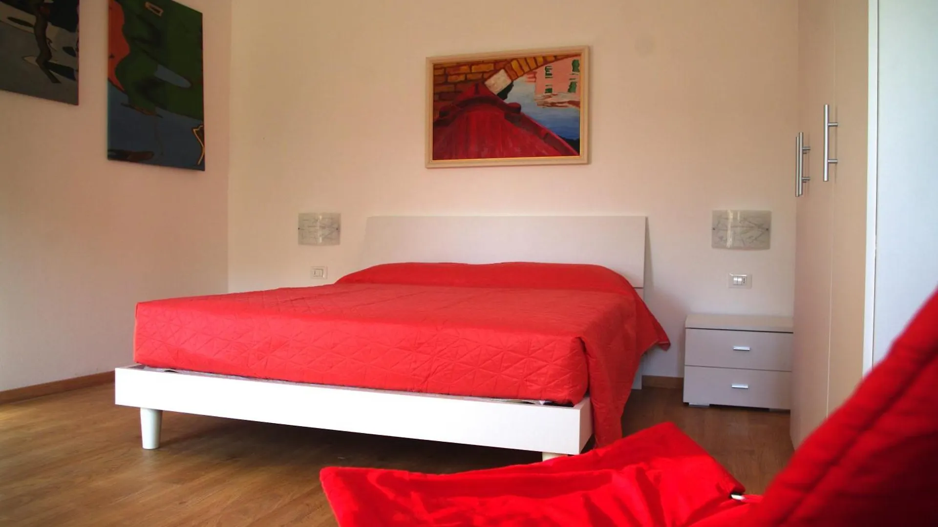 Casa Degli Artisti Apartment Burano Italy