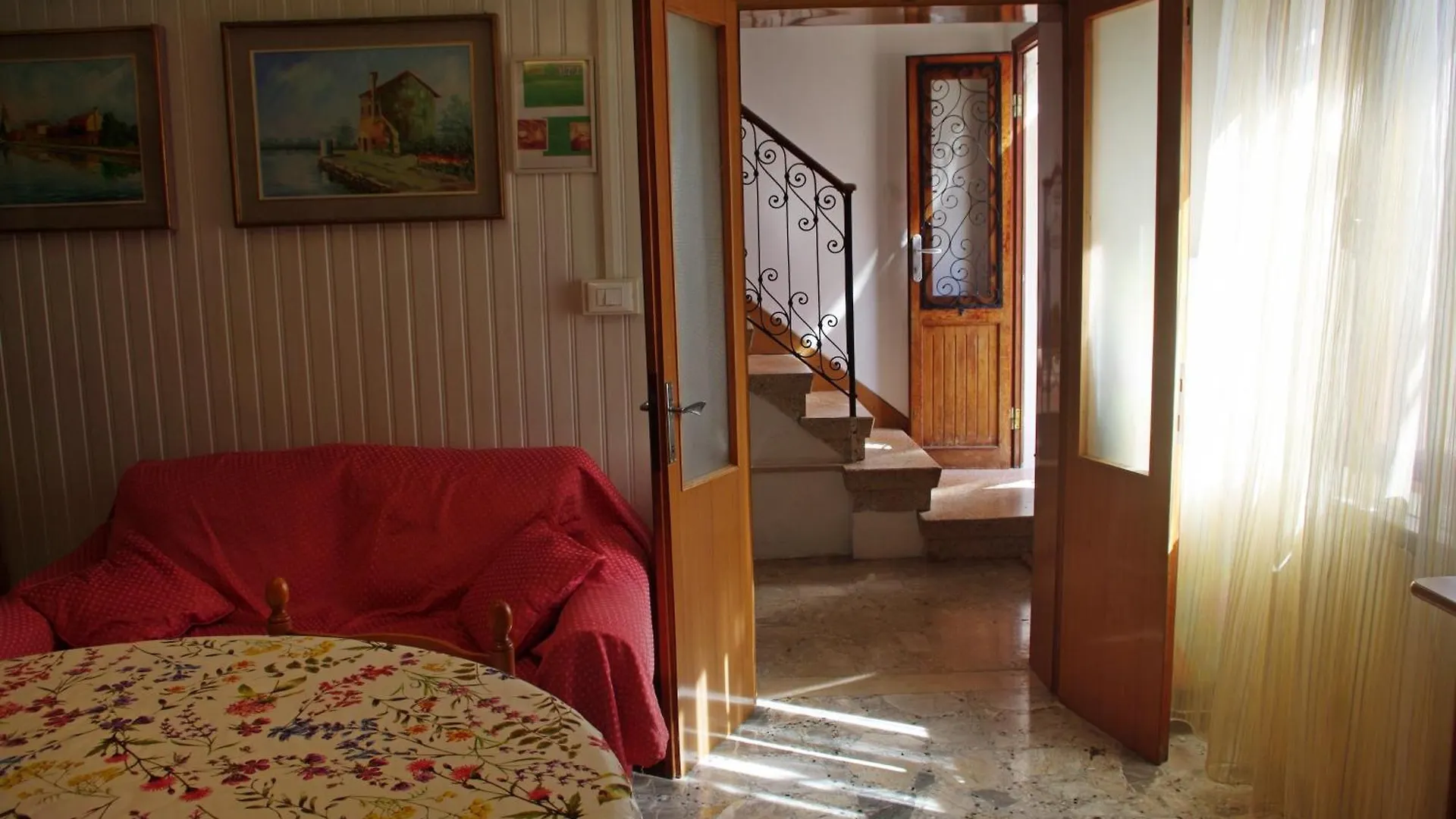 Casa Degli Artisti Apartment Burano 0*,  Italy